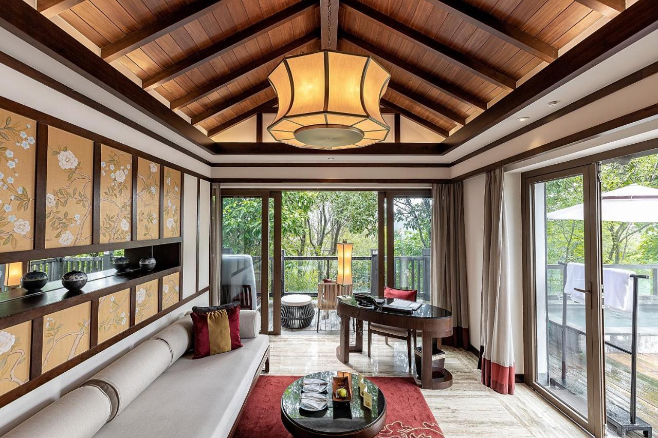 Banyan Tree Chongqing Beibei Hotel Екстериор снимка
