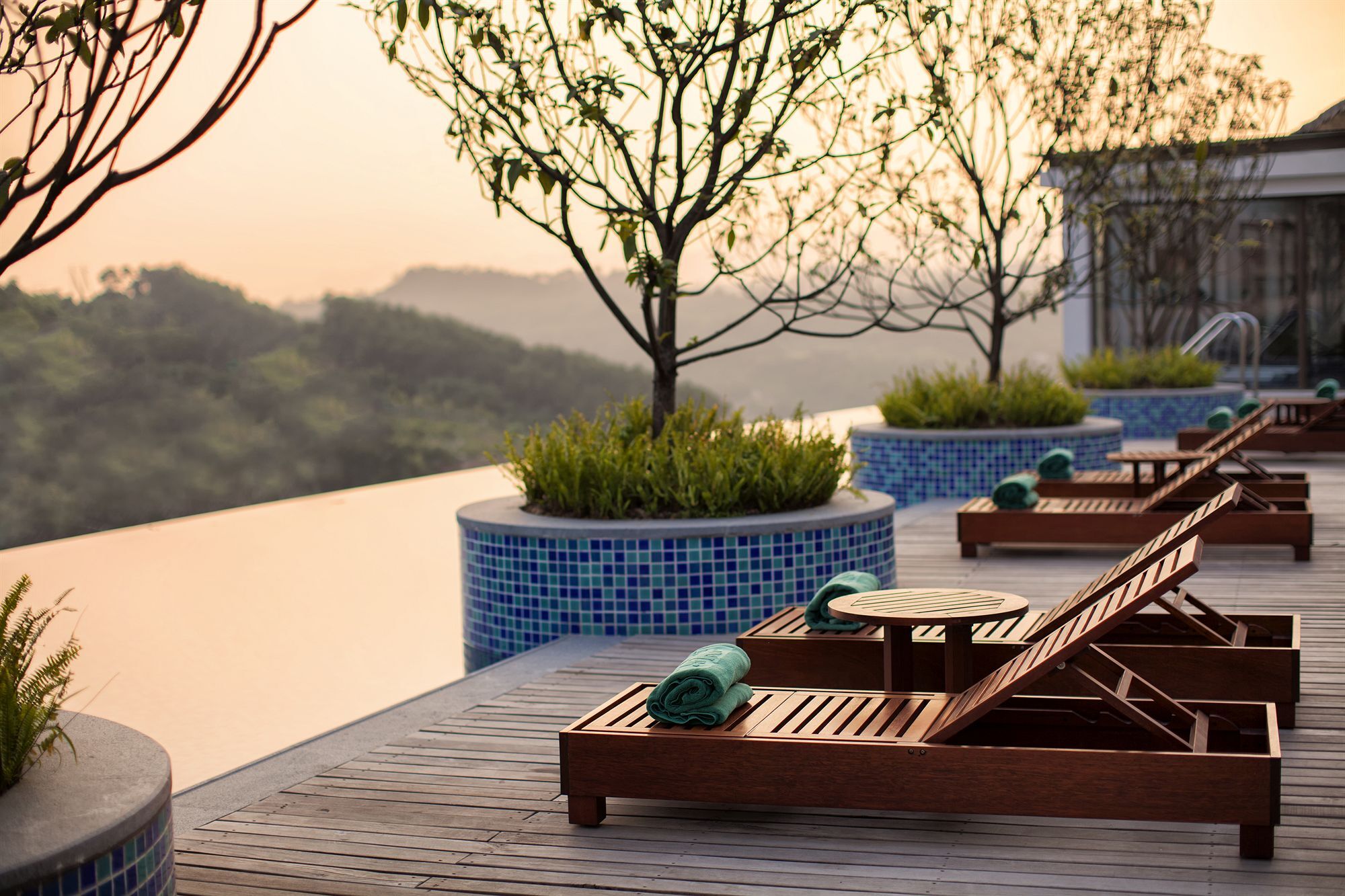 Banyan Tree Chongqing Beibei Hotel Екстериор снимка